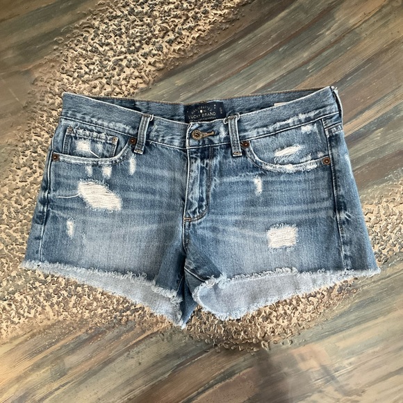 Lucky Brand The Cut Off denim shorts size 4/27 distressed - Picture 1 of 7